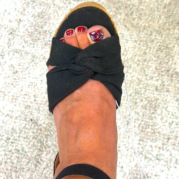 Universal Threads Millie Black Fabric Platform Cork Wedge Wrap Ankle - Picture 11 of 14